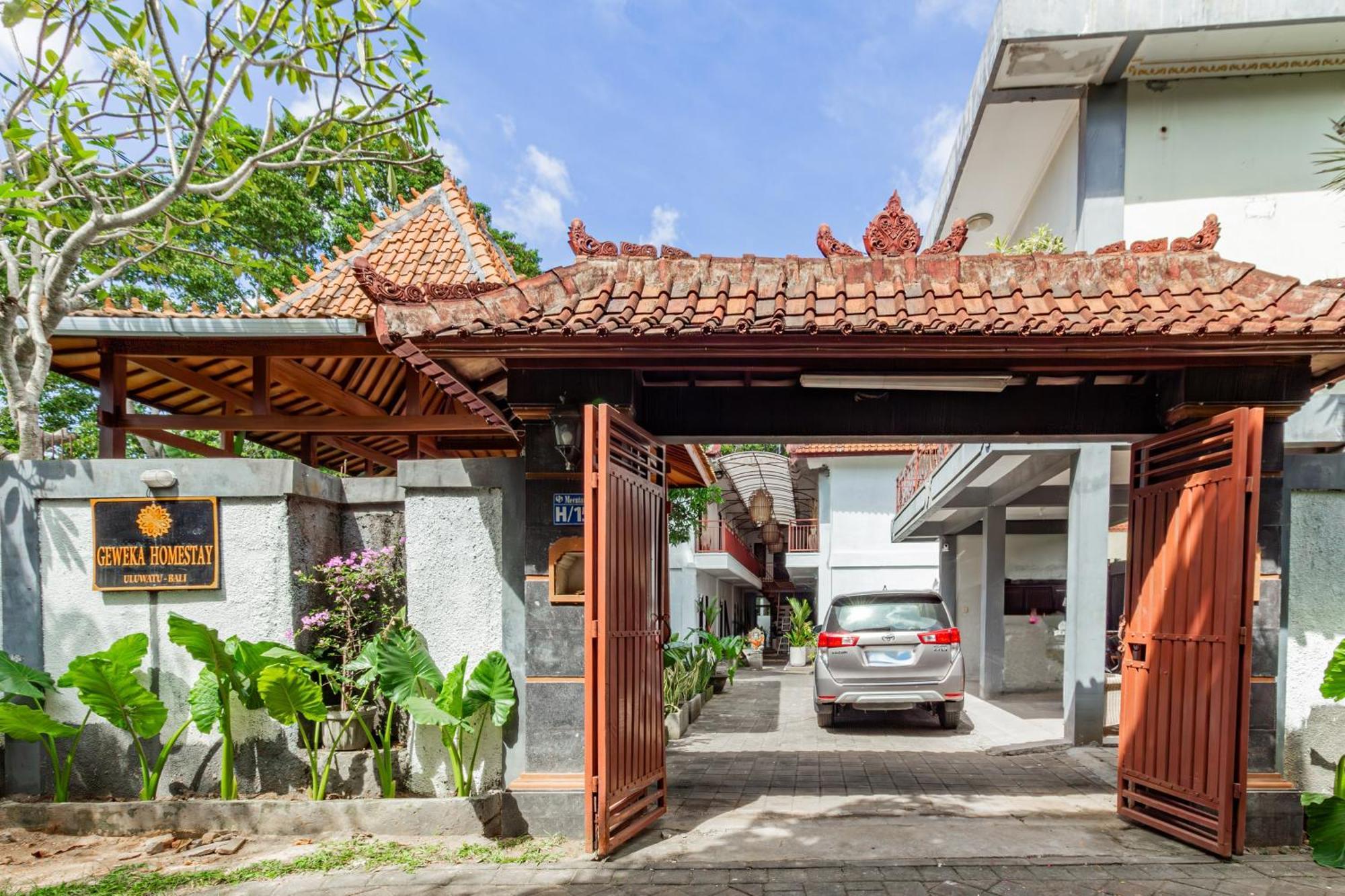 Capital O 93944 Geweka Homestay Джимбаран Экстерьер фото