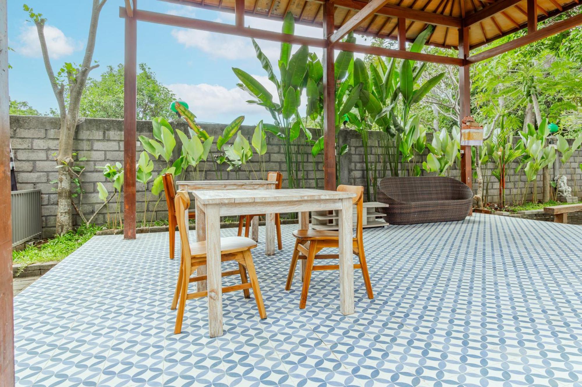 Capital O 93944 Geweka Homestay Джимбаран Экстерьер фото