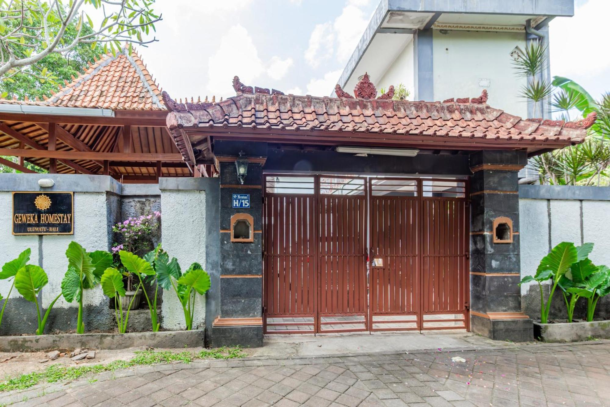 Capital O 93944 Geweka Homestay Джимбаран Экстерьер фото